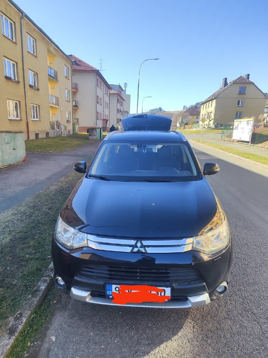 2014 Mitsubishi OUTLANDER