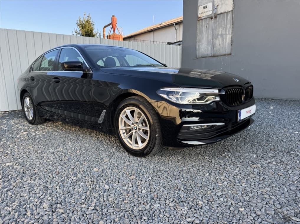 2019 BMW 5-SERIES