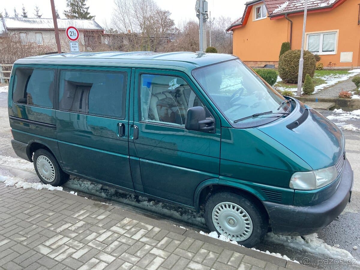 2000 Volkswagen CARAVELLE
