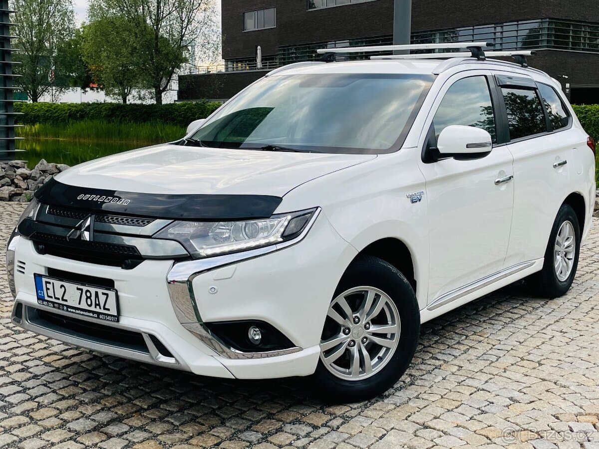 2020 Mitsubishi OUTLANDER