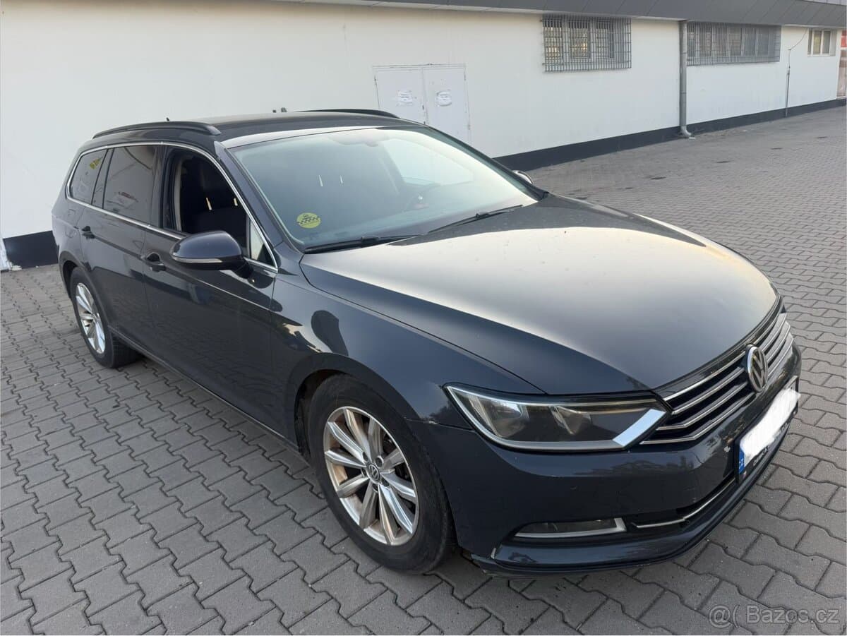 2015 Volkswagen PASSAT