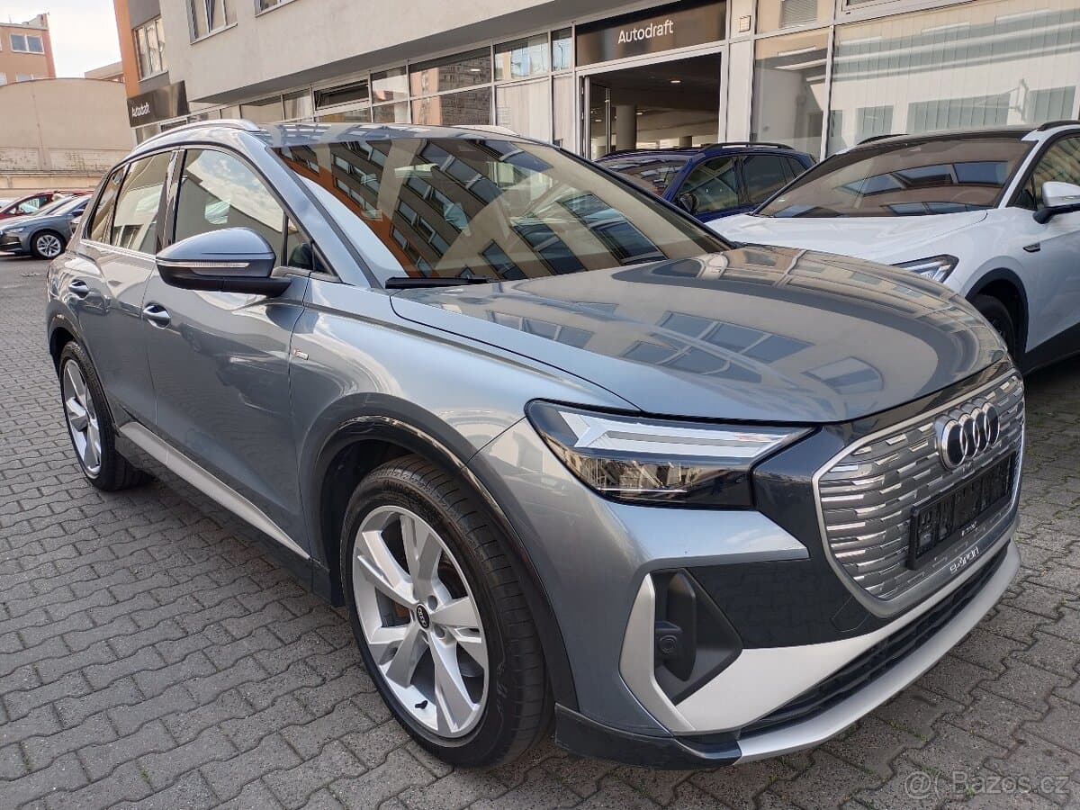 2022 Audi Q4