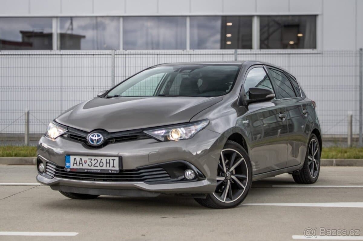 2018 Toyota AURIS