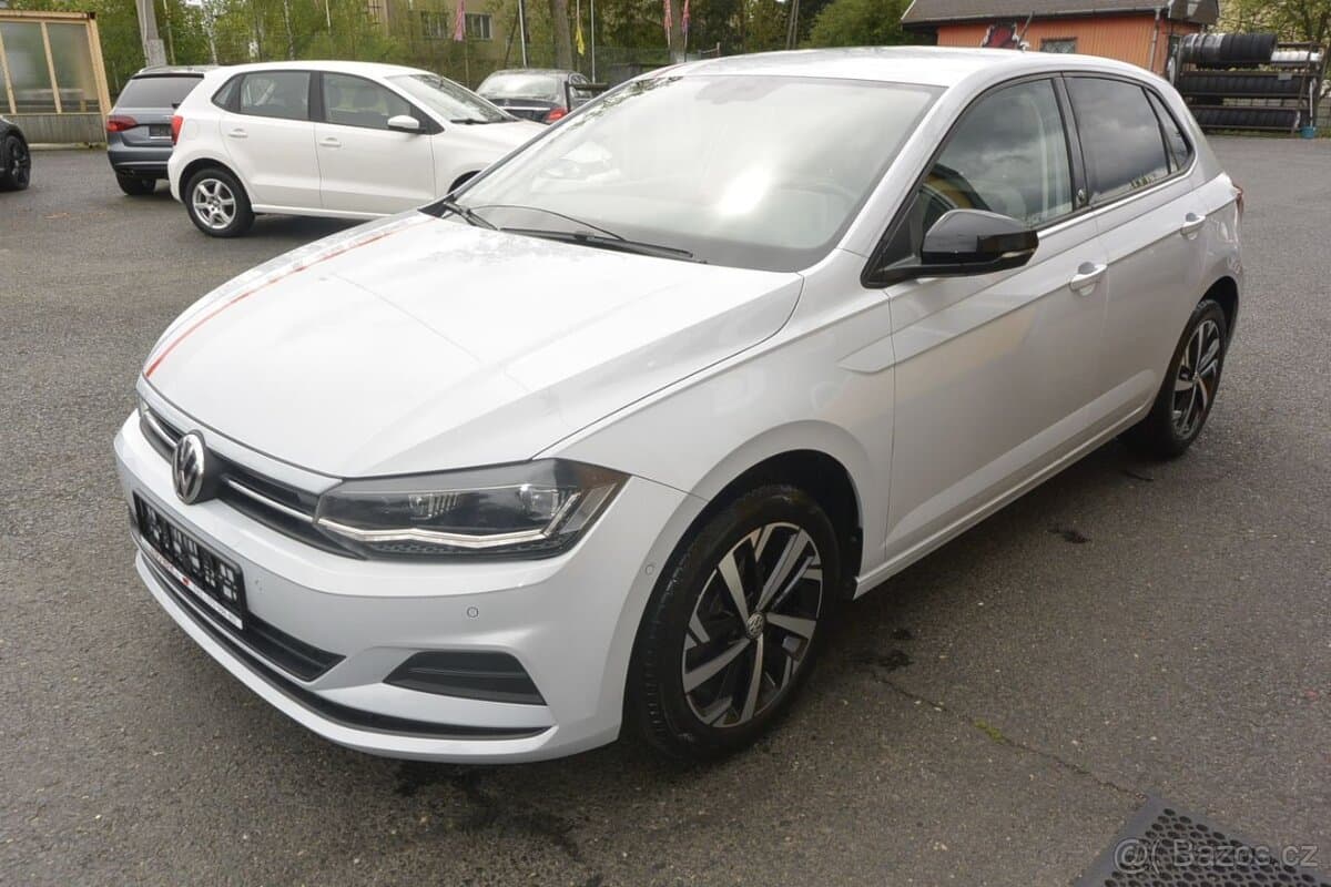 2017 Volkswagen POLO