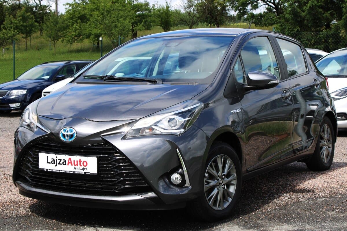 2017 Toyota YARIS