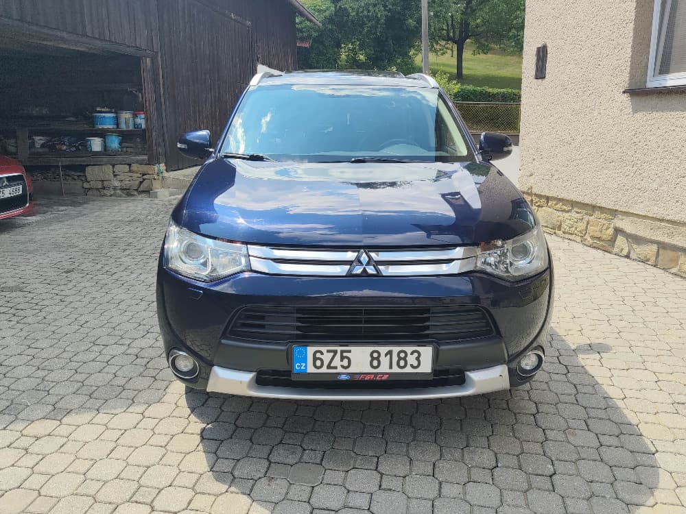 2014 Mitsubishi OUTLANDER
