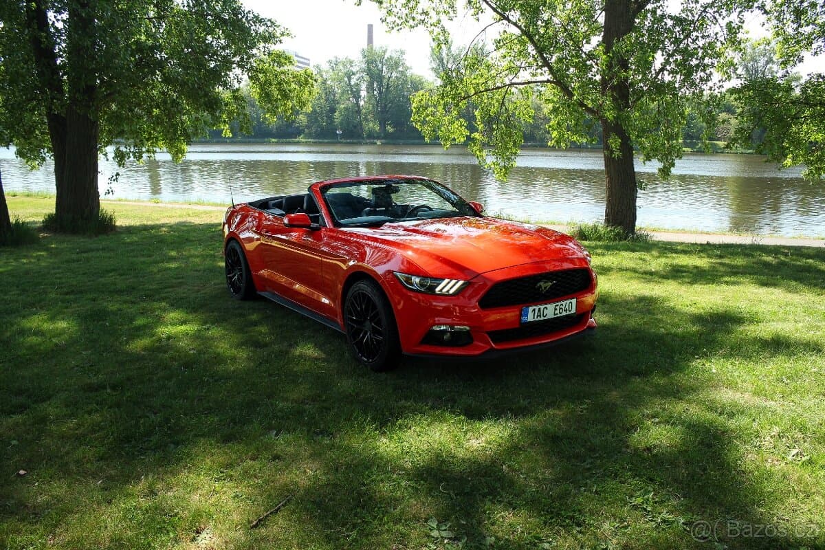 2016 Ford MUSTANG