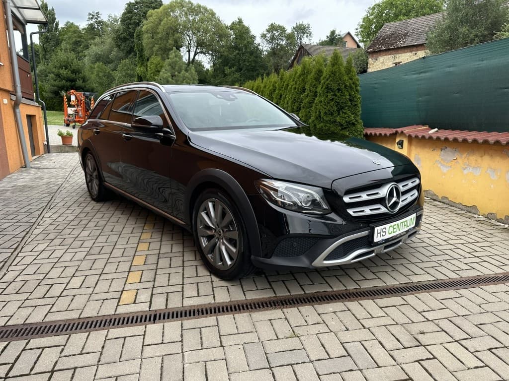 2019 Mercedes-Benz OSTATNÍ