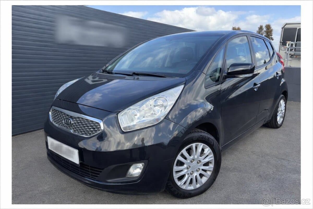 2011 Kia VENGA
