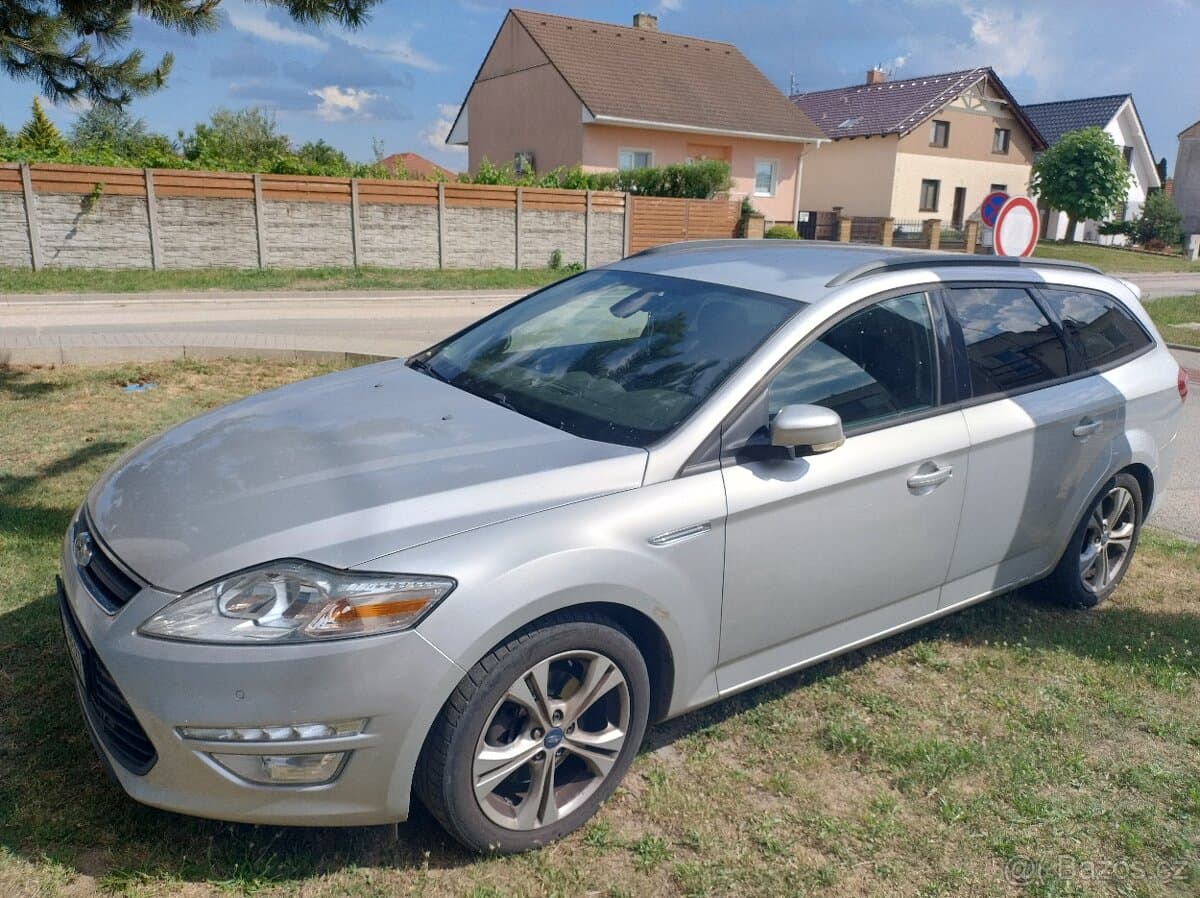 2013 Ford MONDEO