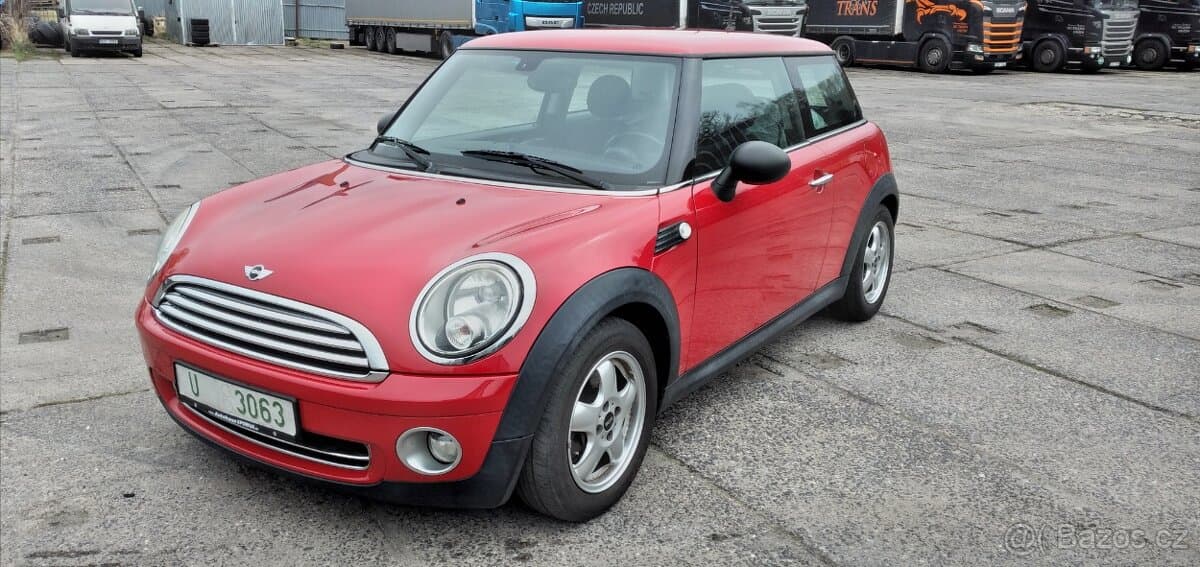 2010 Mini COOPER