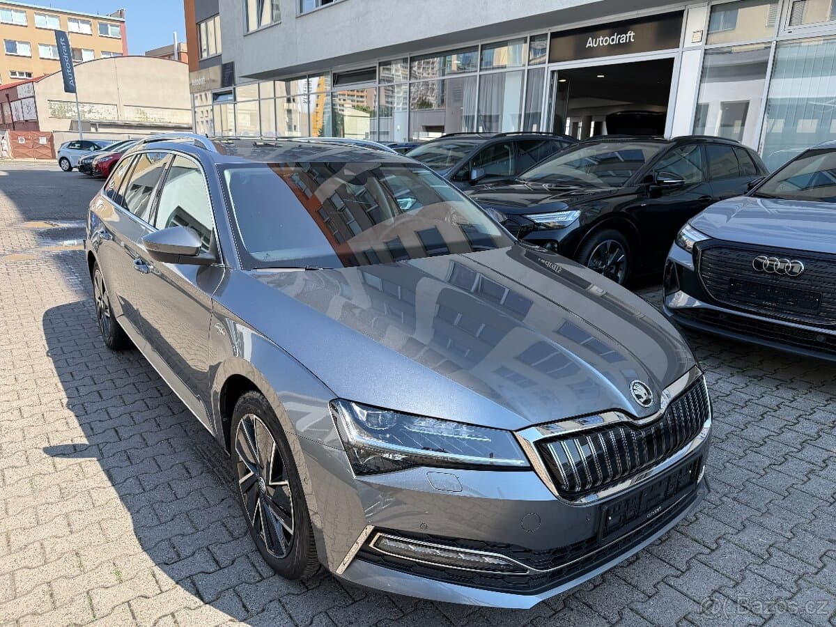 2023 Škoda SUPERB