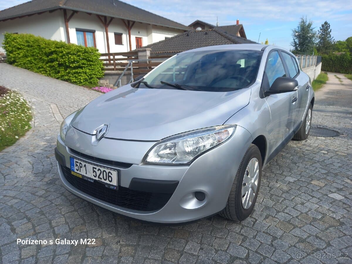 2011 Renault MEGANE