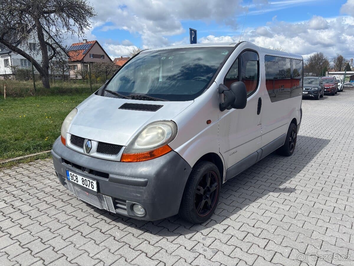 2006 Renault TRAFIC