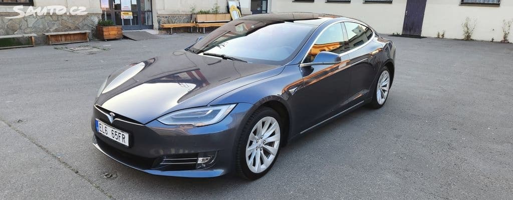 2020 Tesla MODEL S
