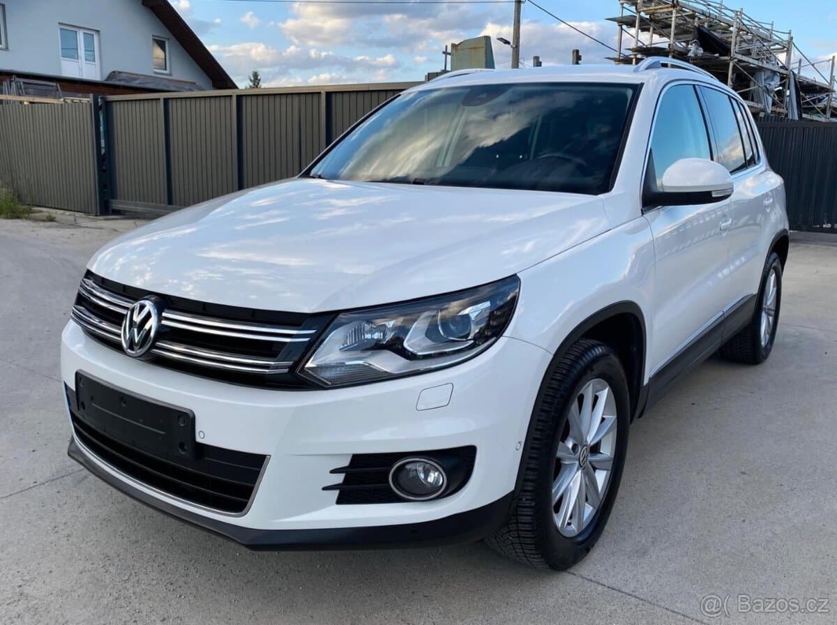 2012 Volkswagen TIGUAN