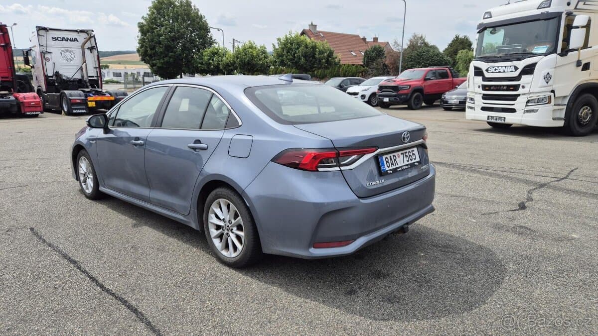 2021 Toyota COROLLA