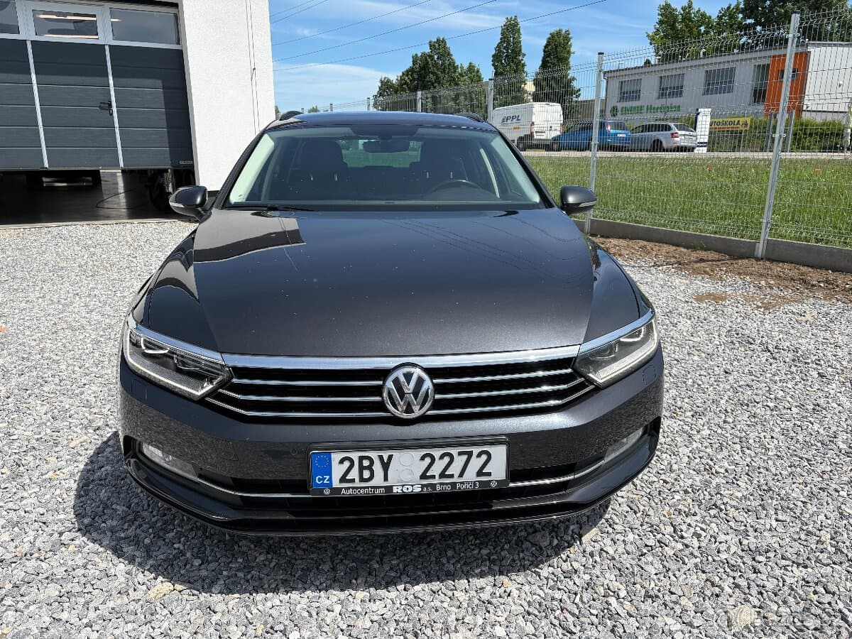 2018 Volkswagen PASSAT