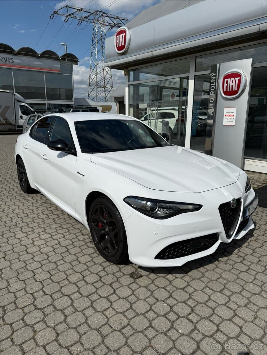 2022 Alfa Romeo GIULIA
