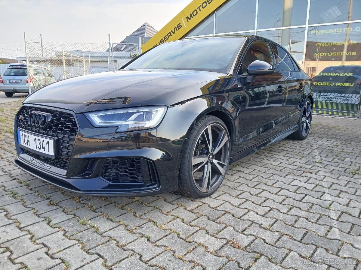 2020 Audi RS3