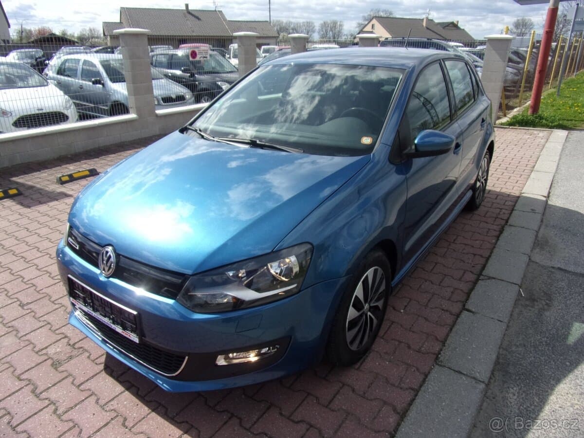 2017 Volkswagen POLO