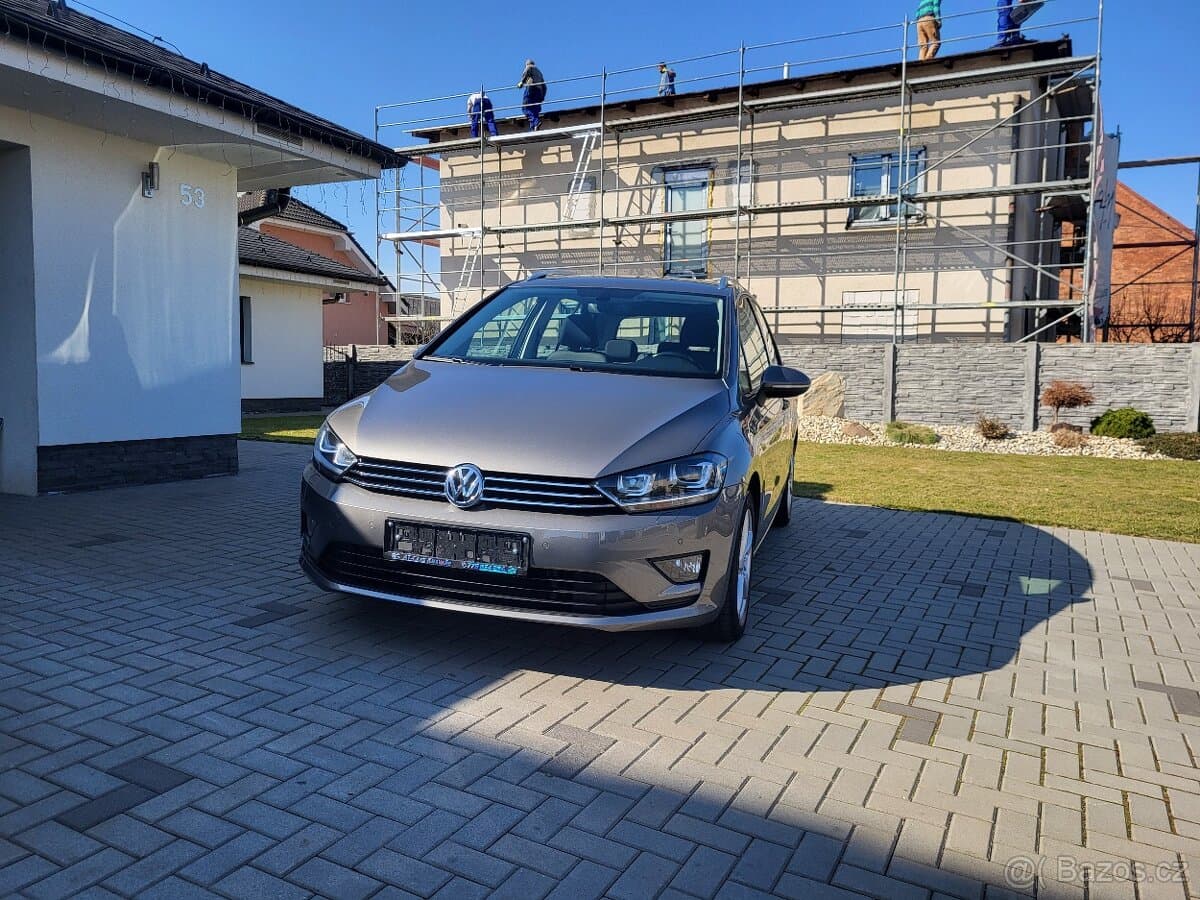 2016 Volkswagen GOLF