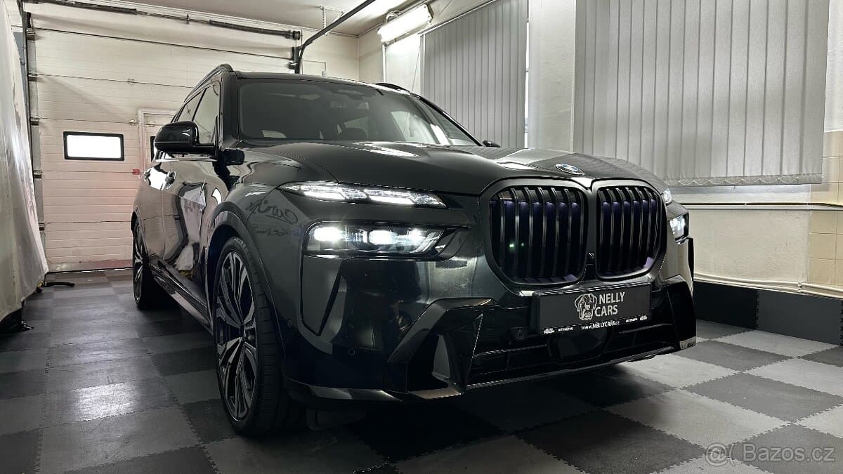 2025 BMW X7