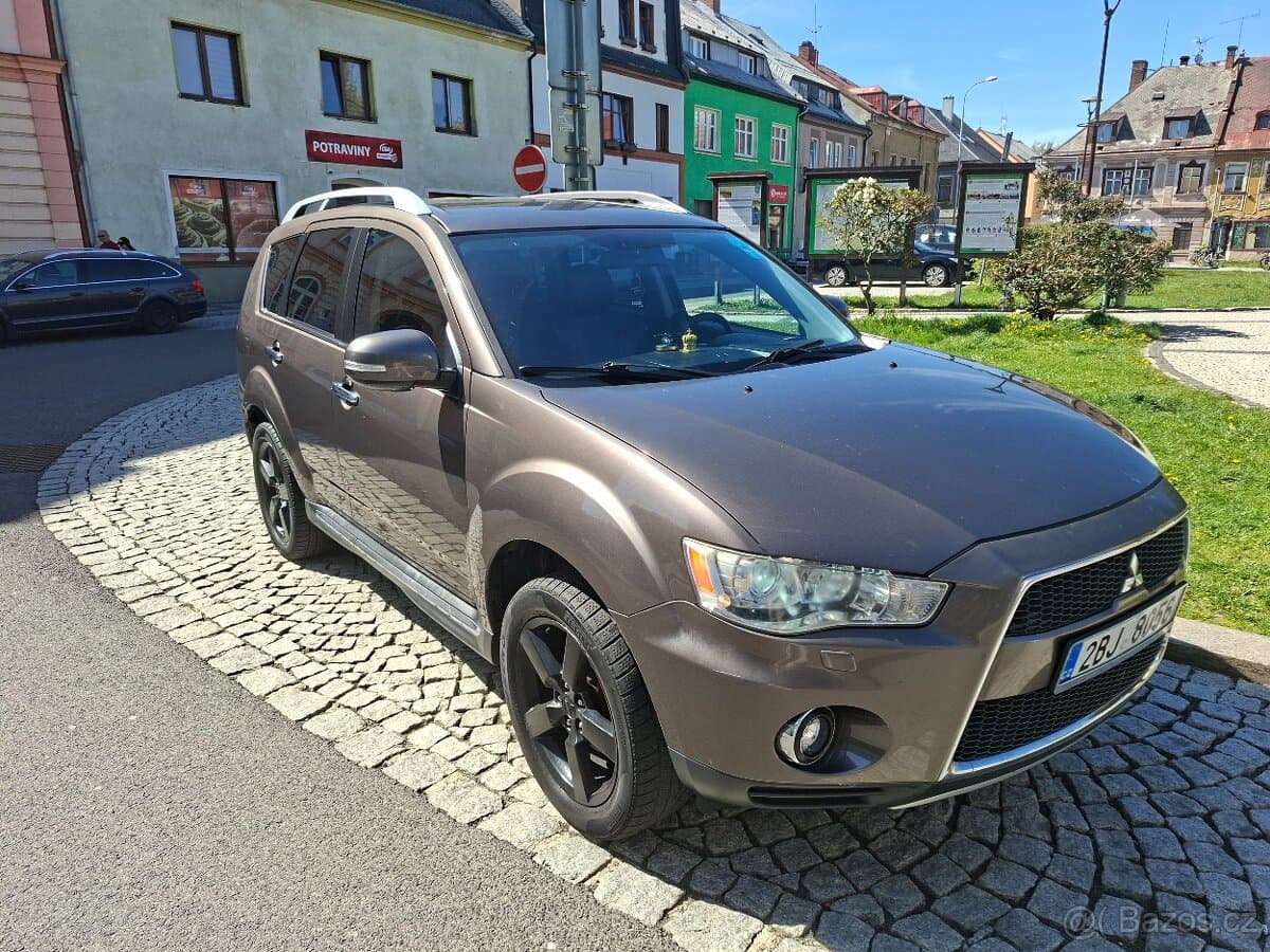 2010 Mitsubishi OUTLANDER