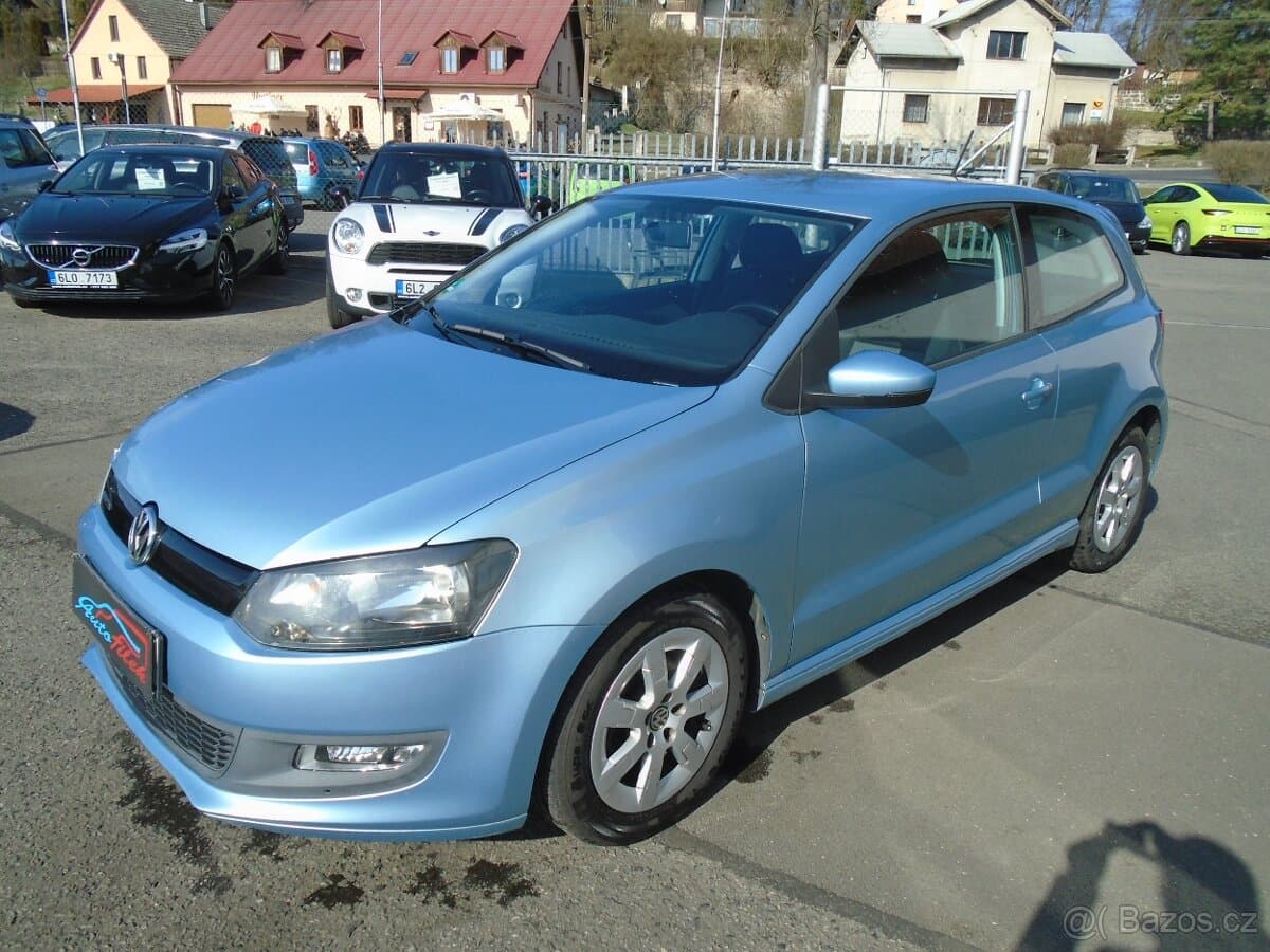 2011 Volkswagen POLO