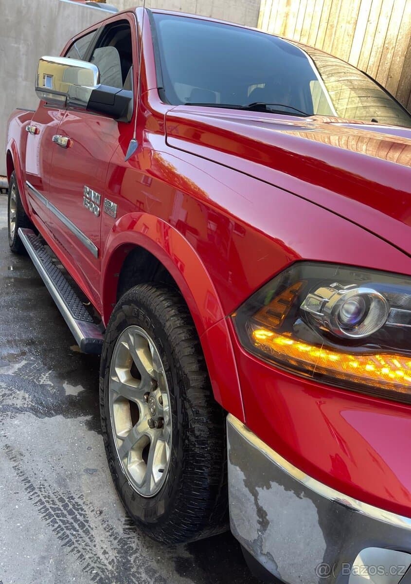 2013 Dodge OSTATNÍ