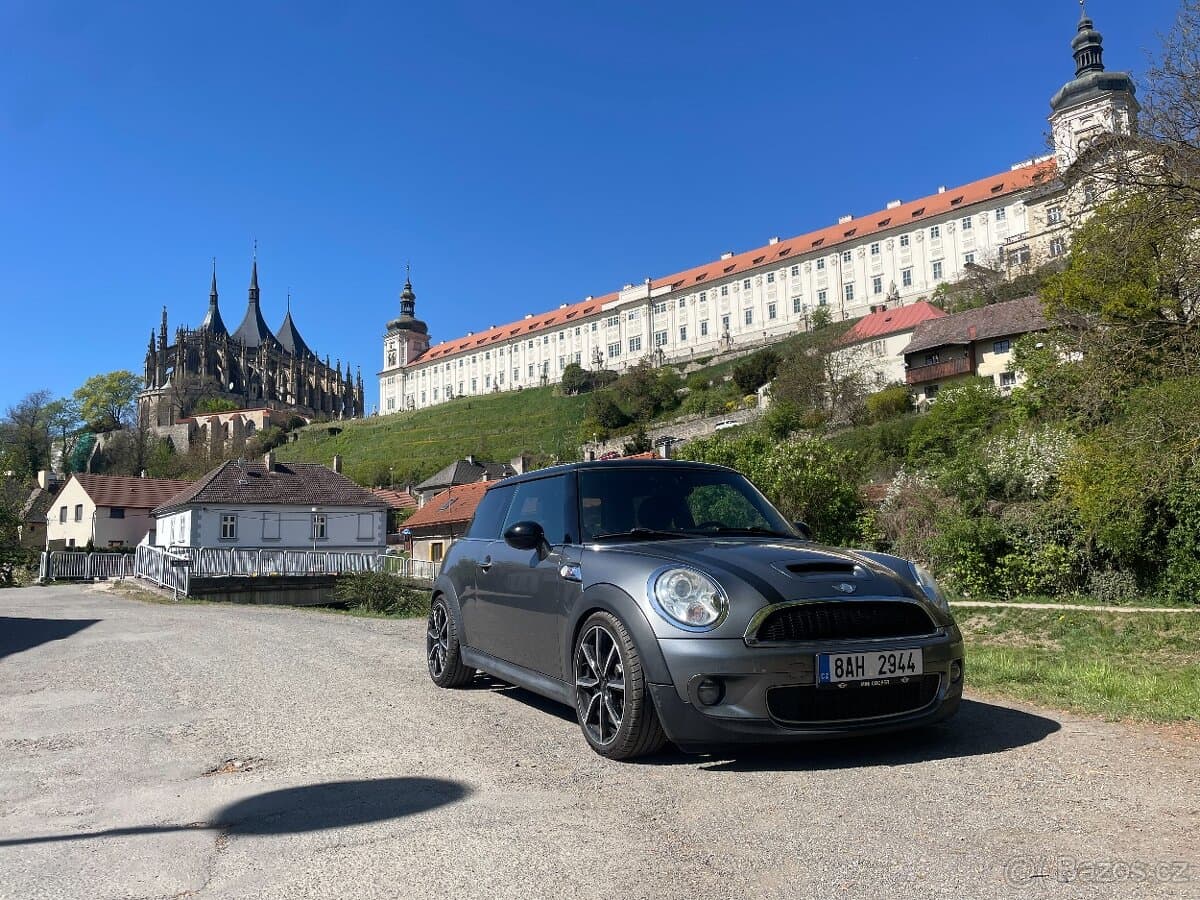 2008 Mini COOPER S