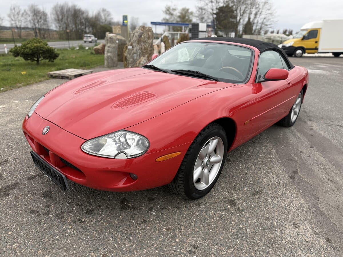 1998 Jaguar OSTATNÍ