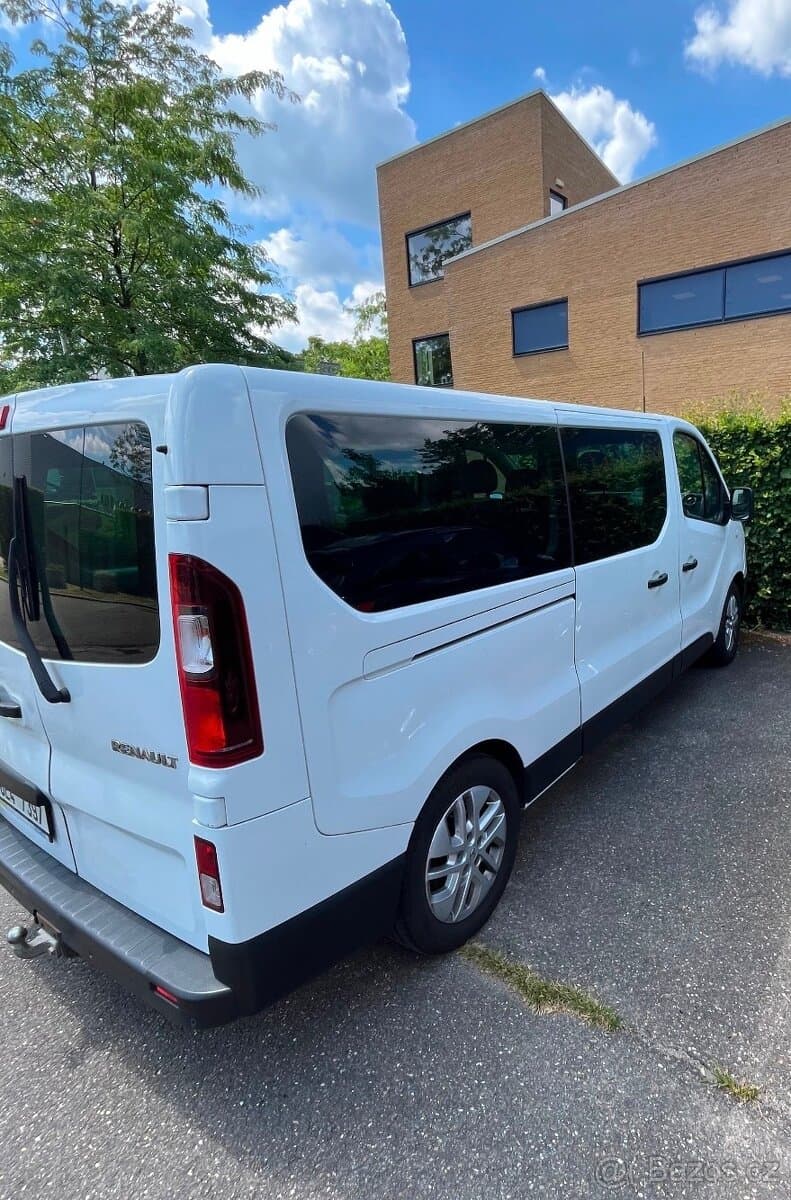2020 Renault TRAFIC