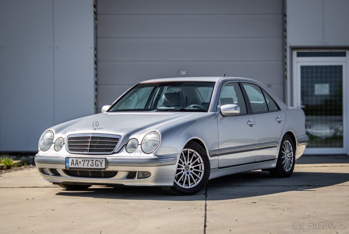 2001 Mercedes-Benz OSTATNÍ
