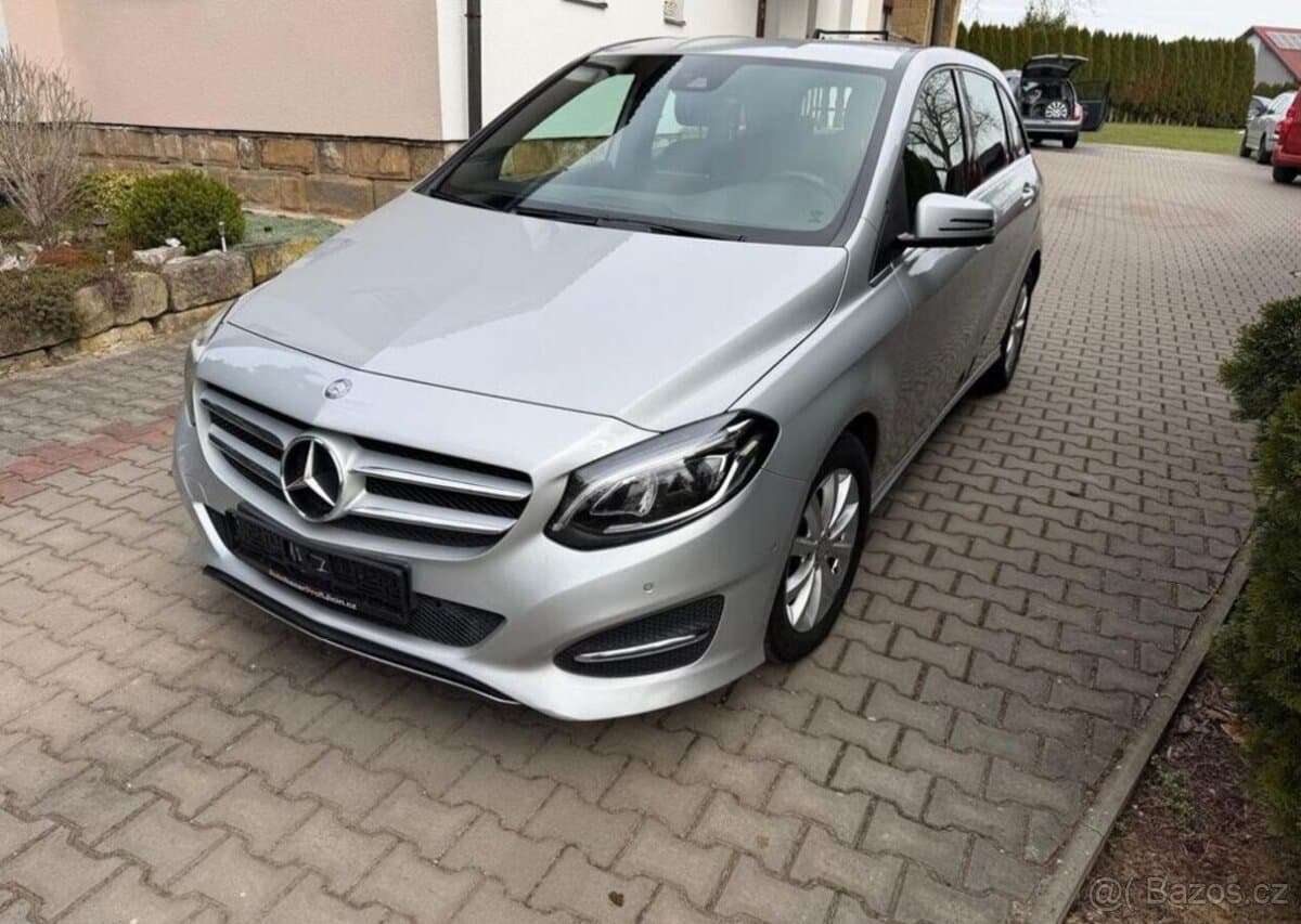 2016 Mercedes-Benz B-CLASS