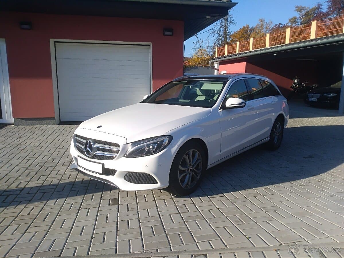 2017 Mercedes-Benz OSTATNÍ