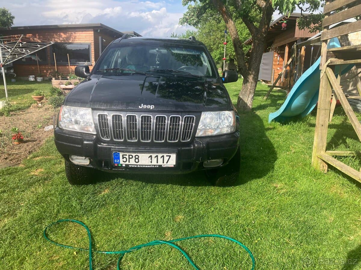 Jeep CHEROKEE