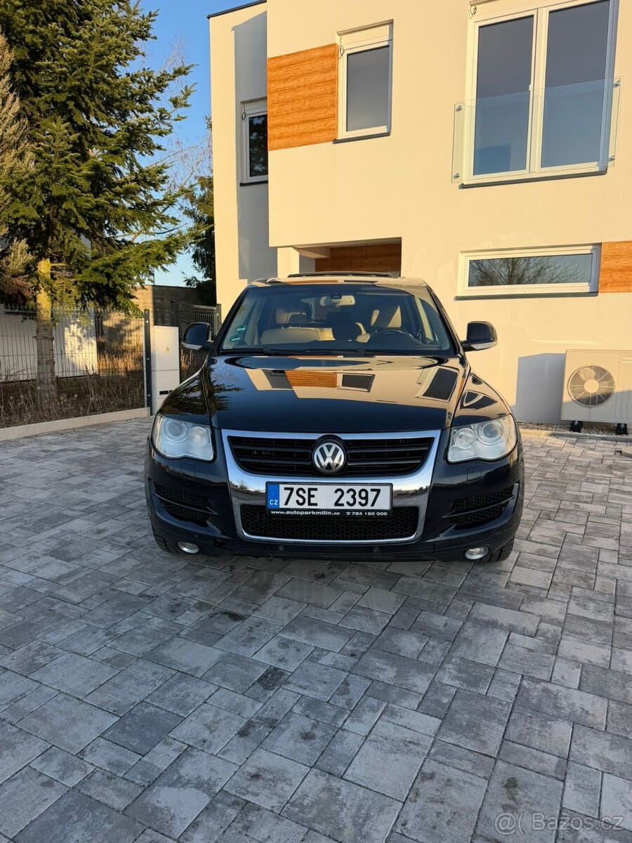 2010 Volkswagen TOUAREG