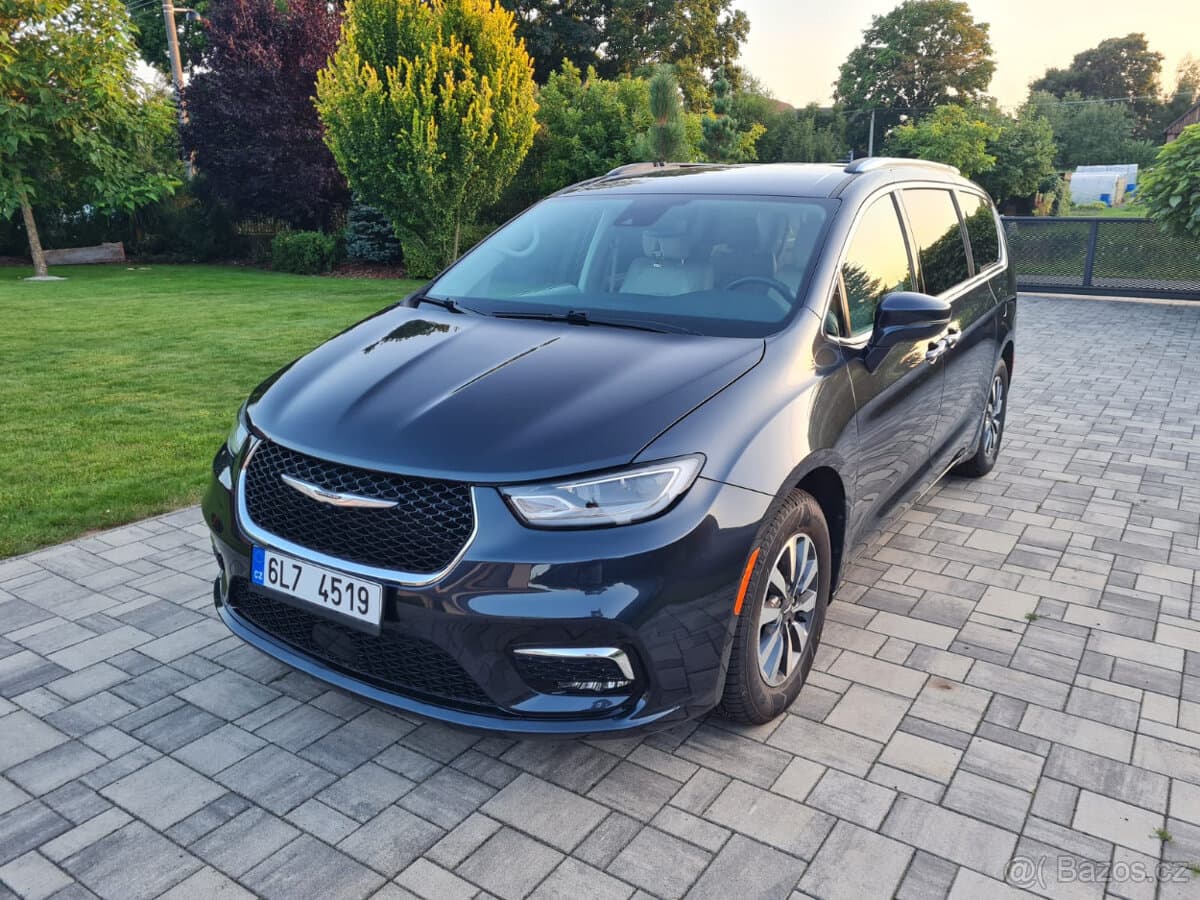 2021 Chrysler PACIFICA