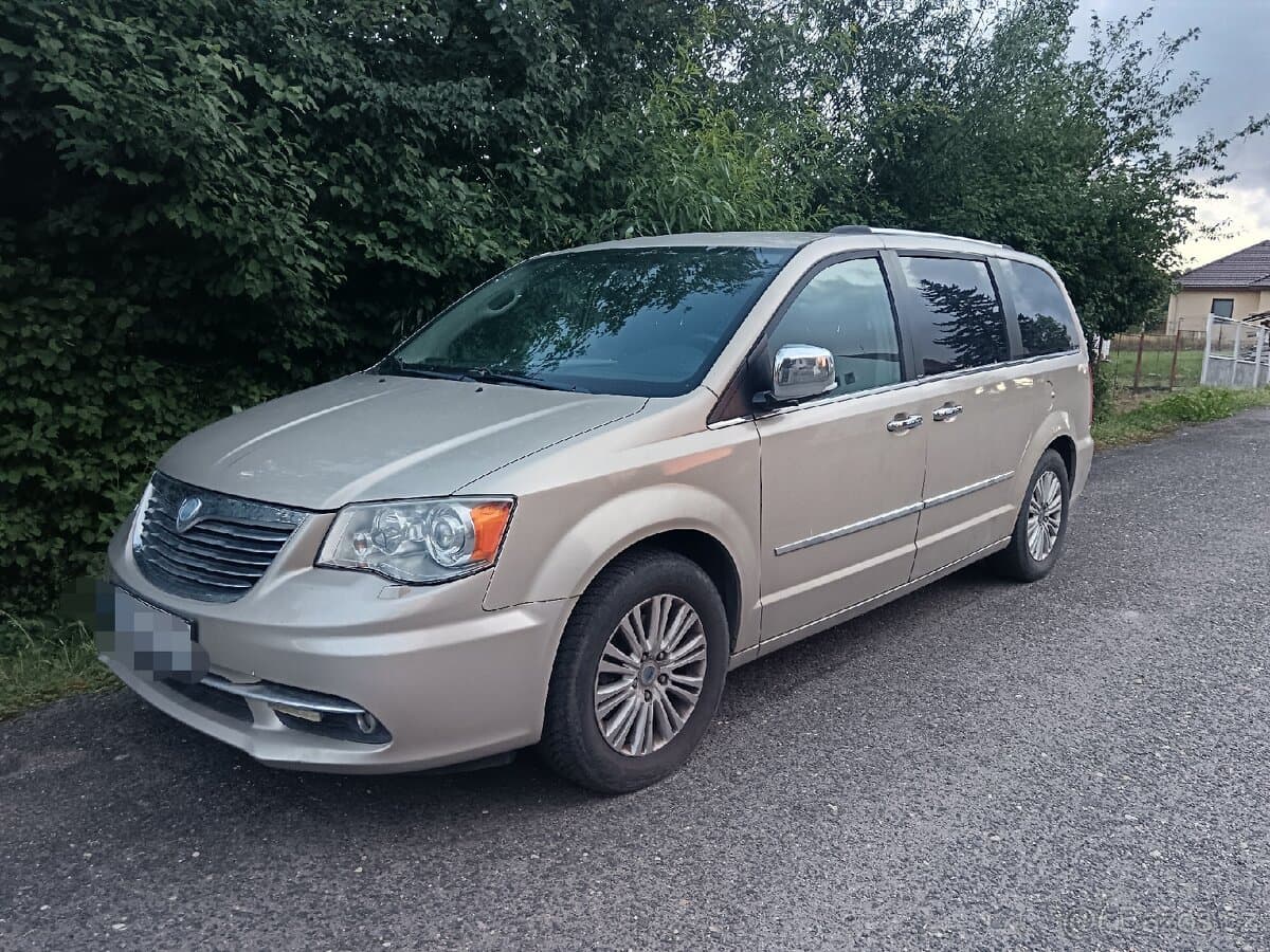 2012 Lancia VOYAGER