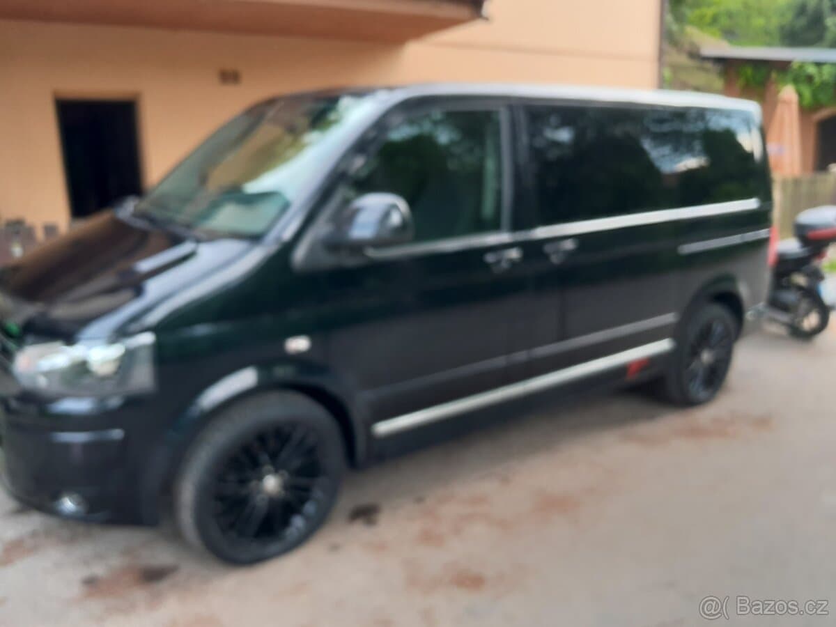 2012 Volkswagen MULTIVAN