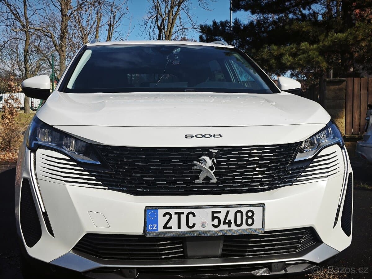 2021 Peugeot 5008