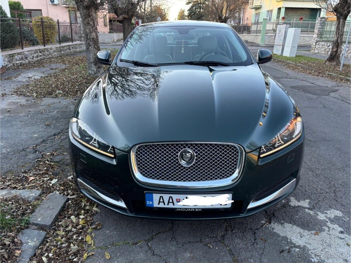 Jaguar XF