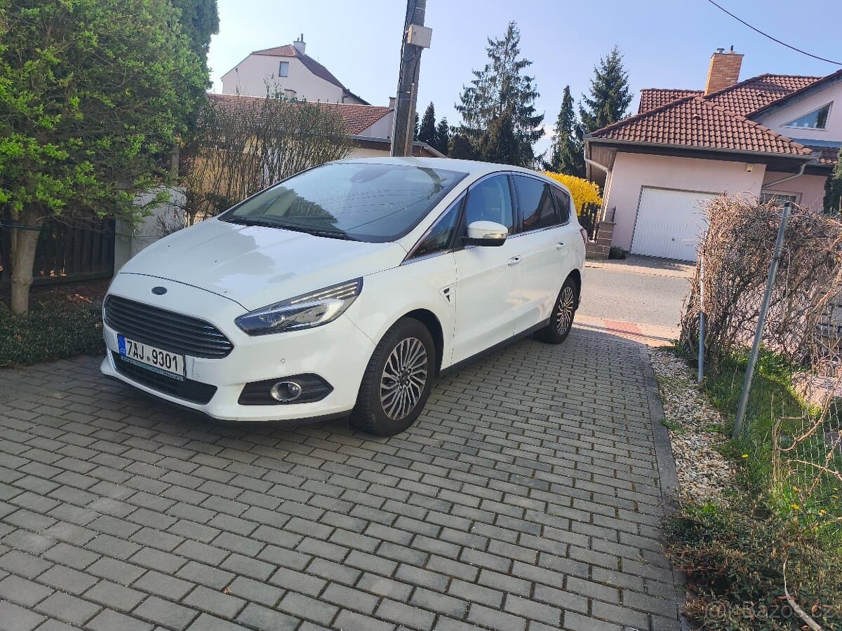 2019 Ford S-MAX
