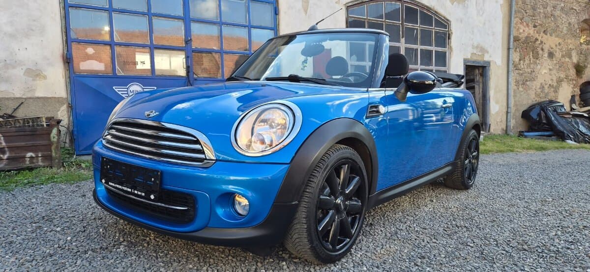 2011 Mini COOPER