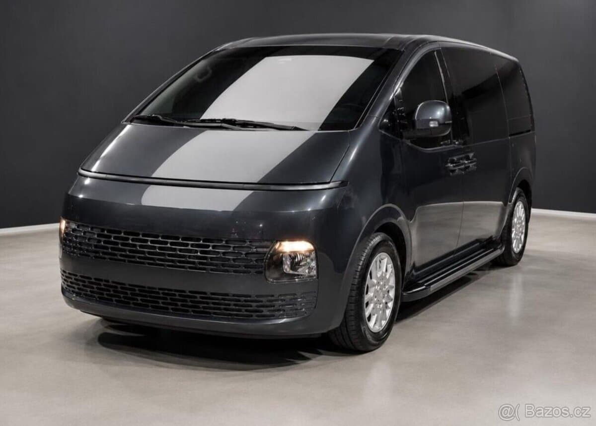 2022 Hyundai STARIA