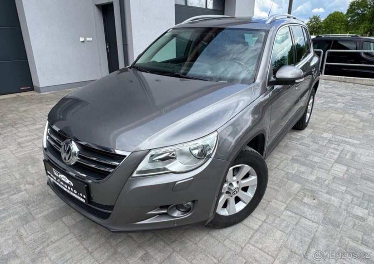 2010 Volkswagen TIGUAN