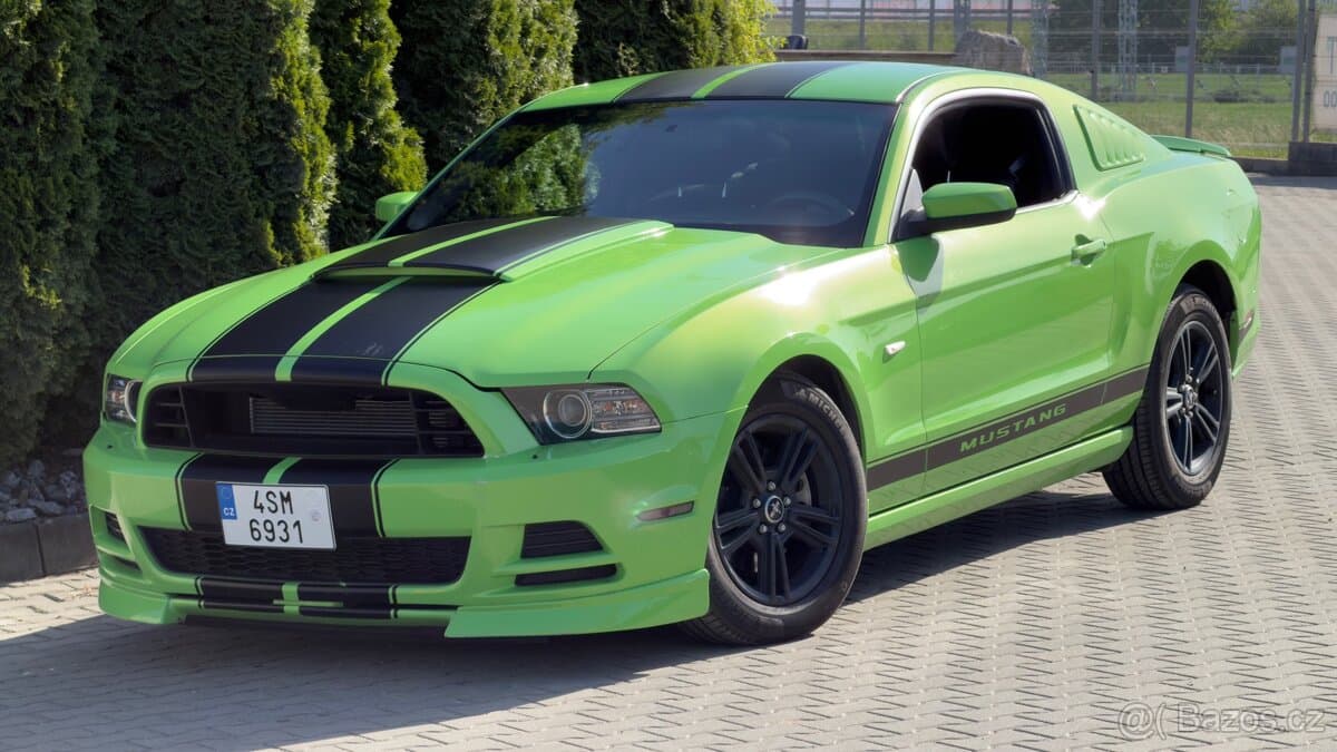 2013 Ford MUSTANG