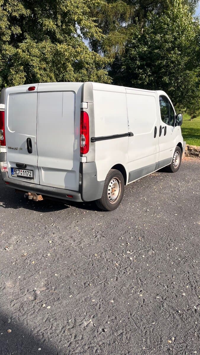 2011 Renault TRAFIC