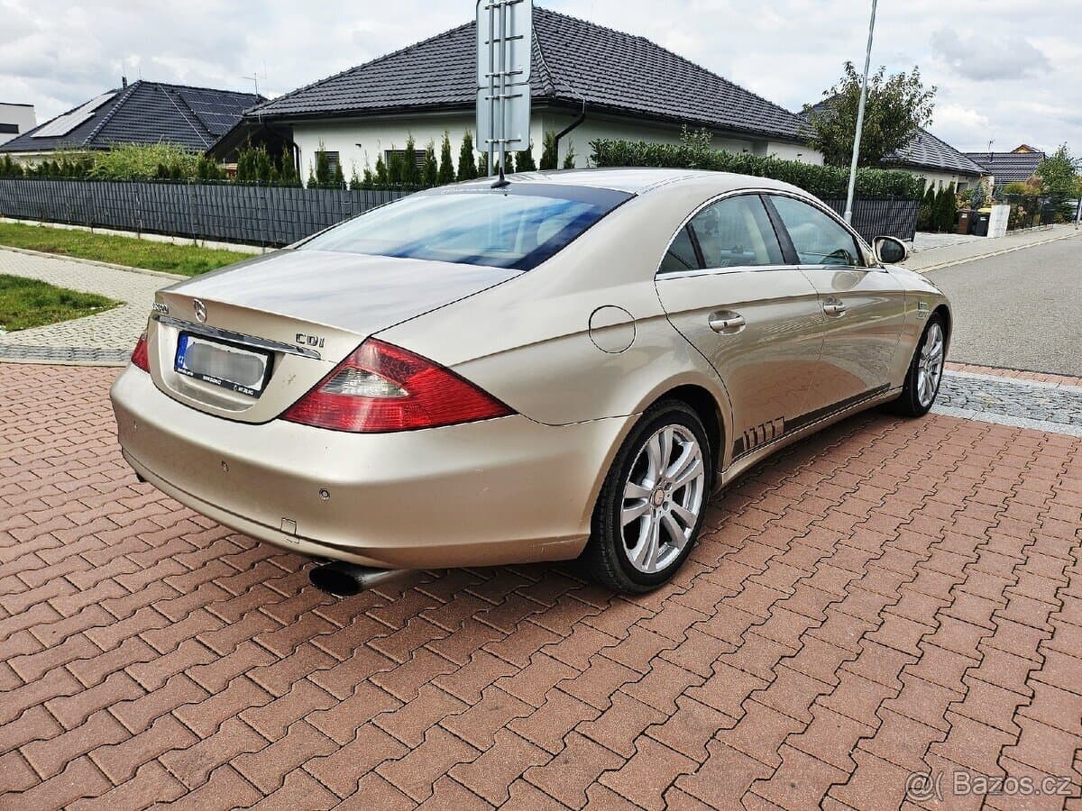 2005 Mercedes-Benz OSTATNÍ
